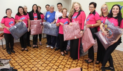 Chácara “O Circo” faz doação de cobertores