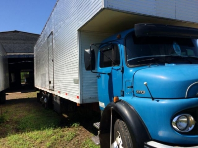 Bateria de caminhão é furtada na zona norte