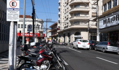 Zona Azul começa a ser cobrada a partir desta quinta-feira