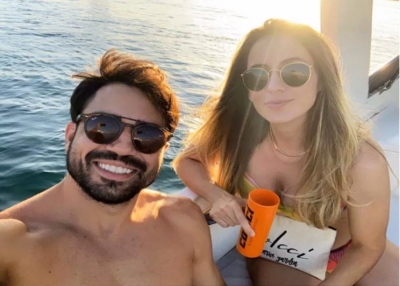 Mulher que matou companheiro, postou foto do casal horas antes do crime