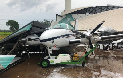 Hangar de aeroporto na região desaba após temporal e mata mulher