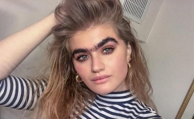 Modelo com sobrancelhas poderosas vira sensação na internet