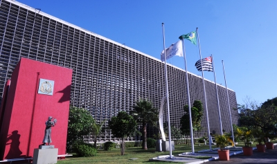 Alunos podem se transformar em deputado estadual. Veja como