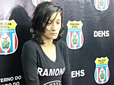 Filha suspeita de matar pai com 13 facadas, diz ter sido abusada por ele