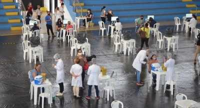 Vacinação: Prefeitura de Marília baixa faixa etária para 32 anos