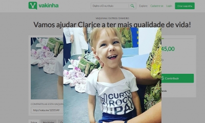 Menina de 4 anos precisa de carrinho ortopédico para evitar cirurgia