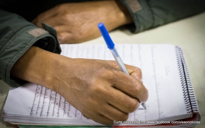 Jovens e adultos podem retornar aos estudos 