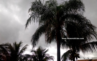 Chuva na região deve continuar neste sábado. Domingo tempo pode "melhorar"