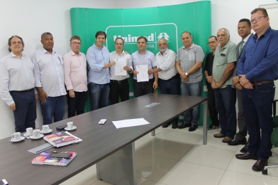 Diretor-presidente da Unimed Marília e irmão receberão título de Cidadãos Marilienses 