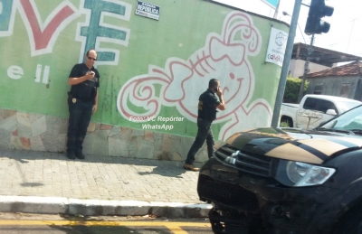 Operação da PF para escolta de preso do PCC se envolve em acidente na av. República