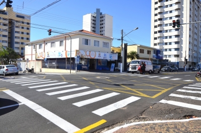 Emdurb instala semáforo em importante cruzamento