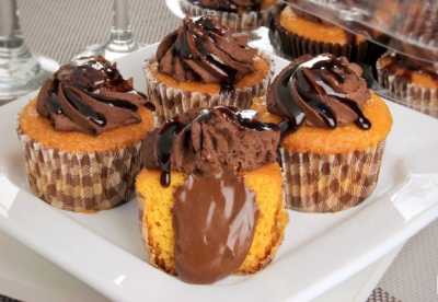 Faça cupcake de cenoura com brigadeiro para o dia das crianças