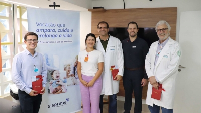 Profissionais do Hospital Beneficente Unimar recebem homenagem especial pelo  Dia do Médico