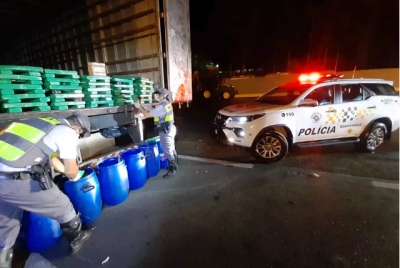 Caminhoneiro é preso após polícia localizar 120kg de maconha e 4kg de crack em carga