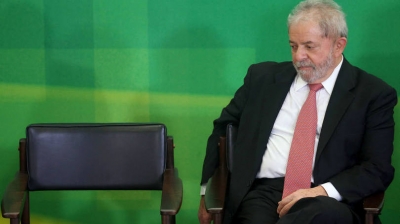 STF suspende posse de Lula e mantém investigações com Moro