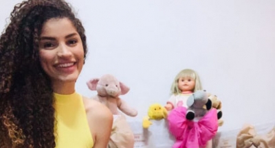 Miss Marília Thayná Ribeiro Roque ajuda arrecar brinquedos para Dia das Crianças