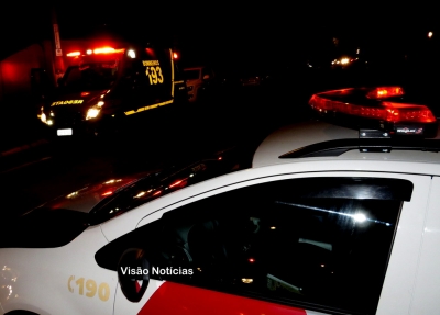 Bombeiros vão atender ocorrência e acabam ajudando a deter adolescente acusado de assalto