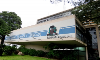 UBER: prefeito vai receber motoristas na próxima segunda. Projeto causa polêmica