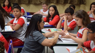 Pompeia: Alunos da EMEF contam com disciplina de educação financeira e consumo consciente