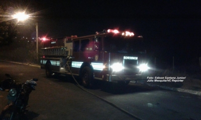 Incêndio em plantação de eucalipto ameaça casas