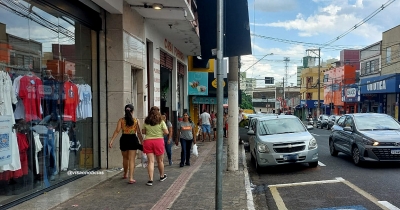 Comércio de Marília abre neste domingo até às 16h