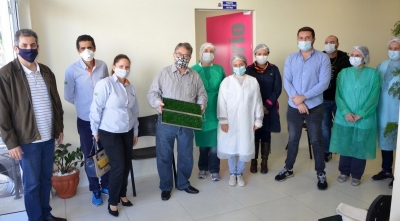 Prefeitura recebe doação de higienizadores de sapato para unidades de saúde e PA Sul