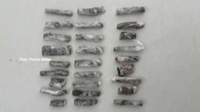 Rapaz sem habilitação e com drogas é preso pela PM