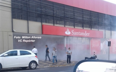 Explosão e fumaça em banco assustam marilienses