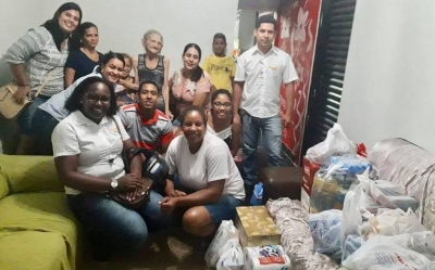 Funcionários de supermercado se unem para ajudar família carente, na região