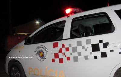 Criminosos fogem ao descobrirem que estavam assaltando um PM aposentado