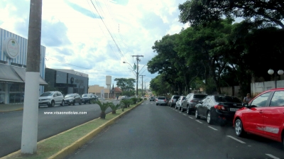 Lideranças de Pompeia debatem uso das vagas de estacionamento na região central 