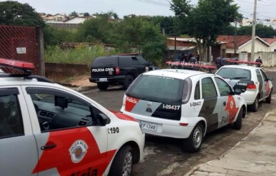 Ladrão coloca faca no pescoço de aposentada e rouba casa na região