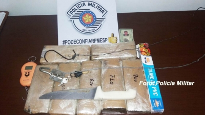 Traficantes não "assumem", mas acabam presos com quase 5 Kg de drogas