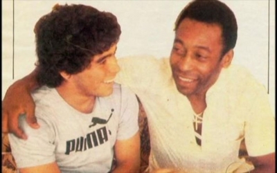 No videogame da Fifa, Pelé é melhor que Maradona e vale 10 Messis