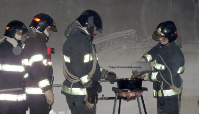 Corpo de Bombeiros realiza simulado sobre incêndio em óleo de cozinha