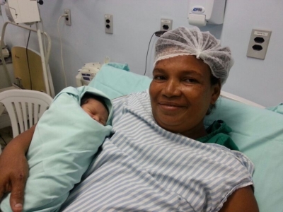 Mulher só descobre que estava grávida ao dar a luz