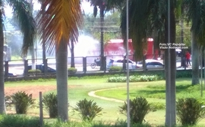 Princípio de incêndio em caminhão causa confusão na rodovia do Contorno