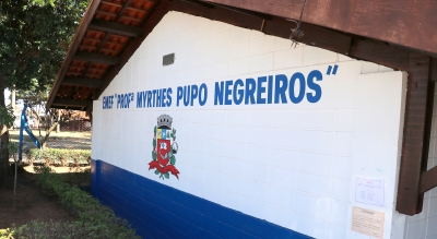 Prefeitura entrega reforma completa da Emef na zona sul