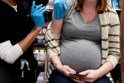 Marília inicia vacinação contra Covid-19 de grávidas e puérperas com comorbidades