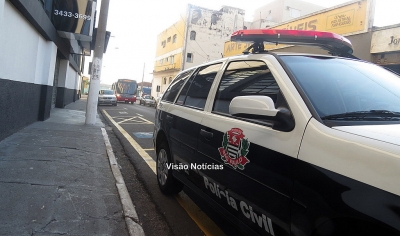 Menores envolvidos na morte de empresário se entregam à polícia