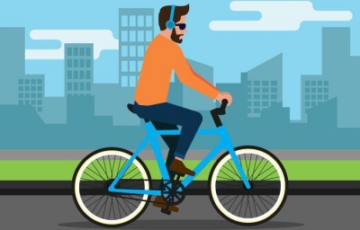 Ciclista na contramão e com fone de ouvido provoca acidente