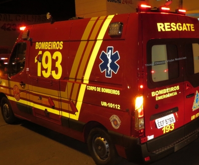 Idoso é atropelado por moto na avenida João Ramalho