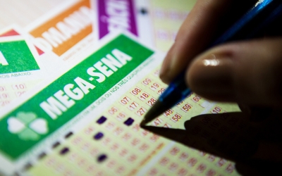 Mega-Sena acumula e prêmio pode chegar a R$ 13,4 milhões