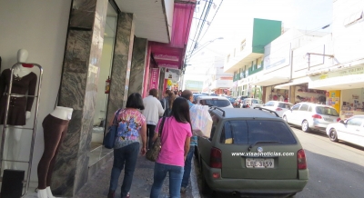 Comércio varejista da região de Marília fatura menos 