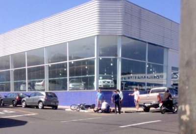 Pneu estourado provoca acidente de trânsito