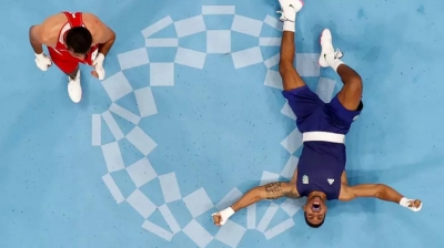 Olimpíadas: Abner vai às semifinais e garante medalha para o Brasil no boxe