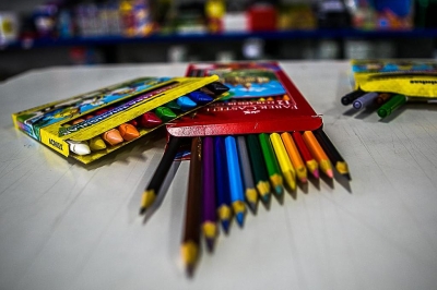 Ipem orienta sobre os riscos da compra de artigo escolar sem certificação 