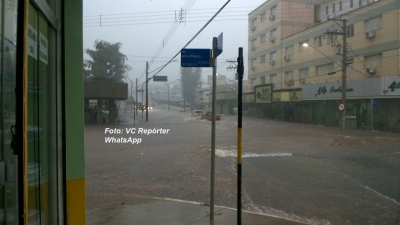 Temporal causa estragos e inundações na região