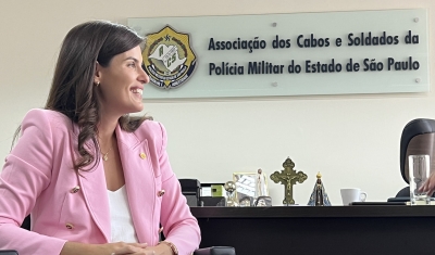 Projeto de Dani Alonso cria porte eletrônico de identificação funcional aos PMs