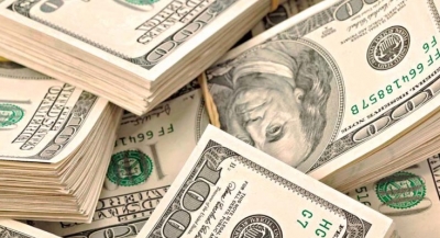 Dólar vira e passa a operar em queda, vendido abaixo de R$ 3,50